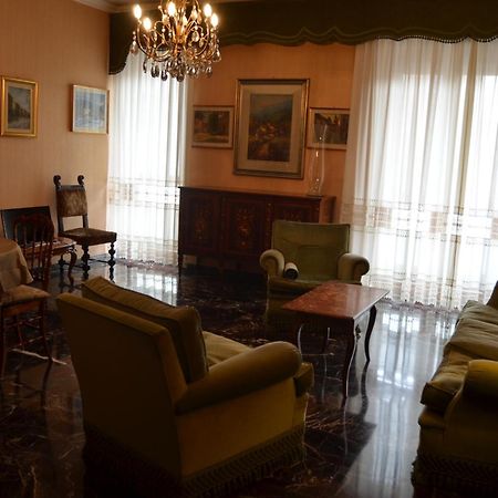 Eleganza Vicino Al Centro Di Torino Lägenhet Exteriör bild